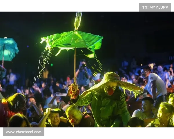 石铭UFC首战失利 但顽强表现赢得观众赞誉